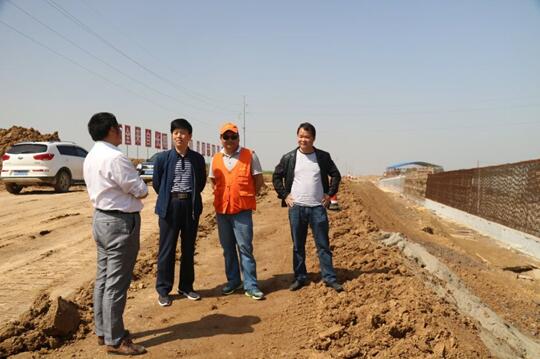 市交通質(zhì)監(jiān)局局長(zhǎng)張敬軒調(diào)研滁州大道二標(biāo)項(xiàng)目