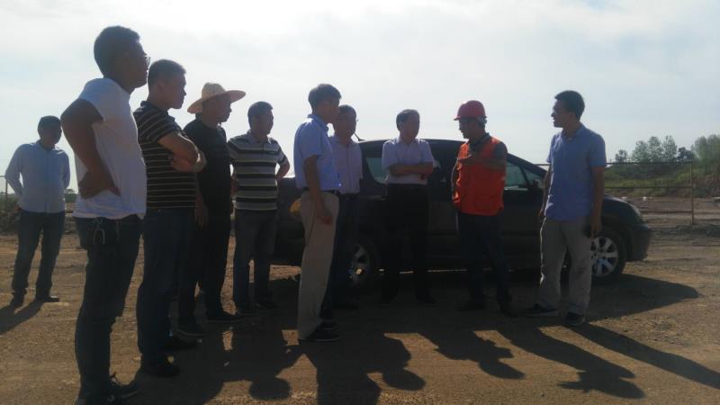 市重點(diǎn)局領(lǐng)導(dǎo)小組一行現(xiàn)場(chǎng)調(diào)研昌盛路橋梁項(xiàng)目